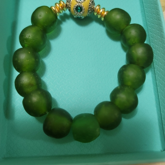 African recycled seaglass with Indian bead bracelet - Picture 2 of 3